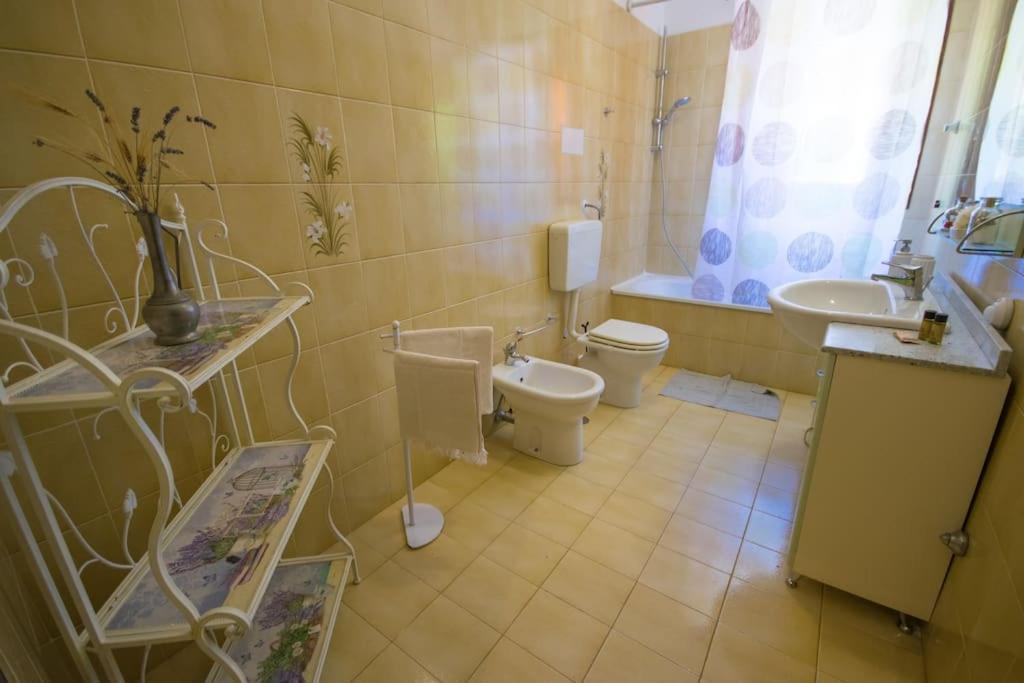 5 Minutes From The Seafront -apartment & Garden Appartement